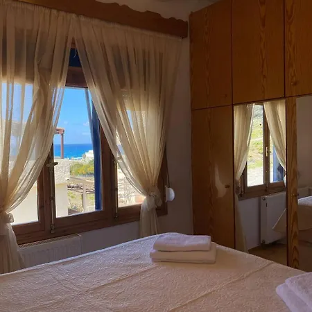 아파트 Nikita's Apartment, With Seaview